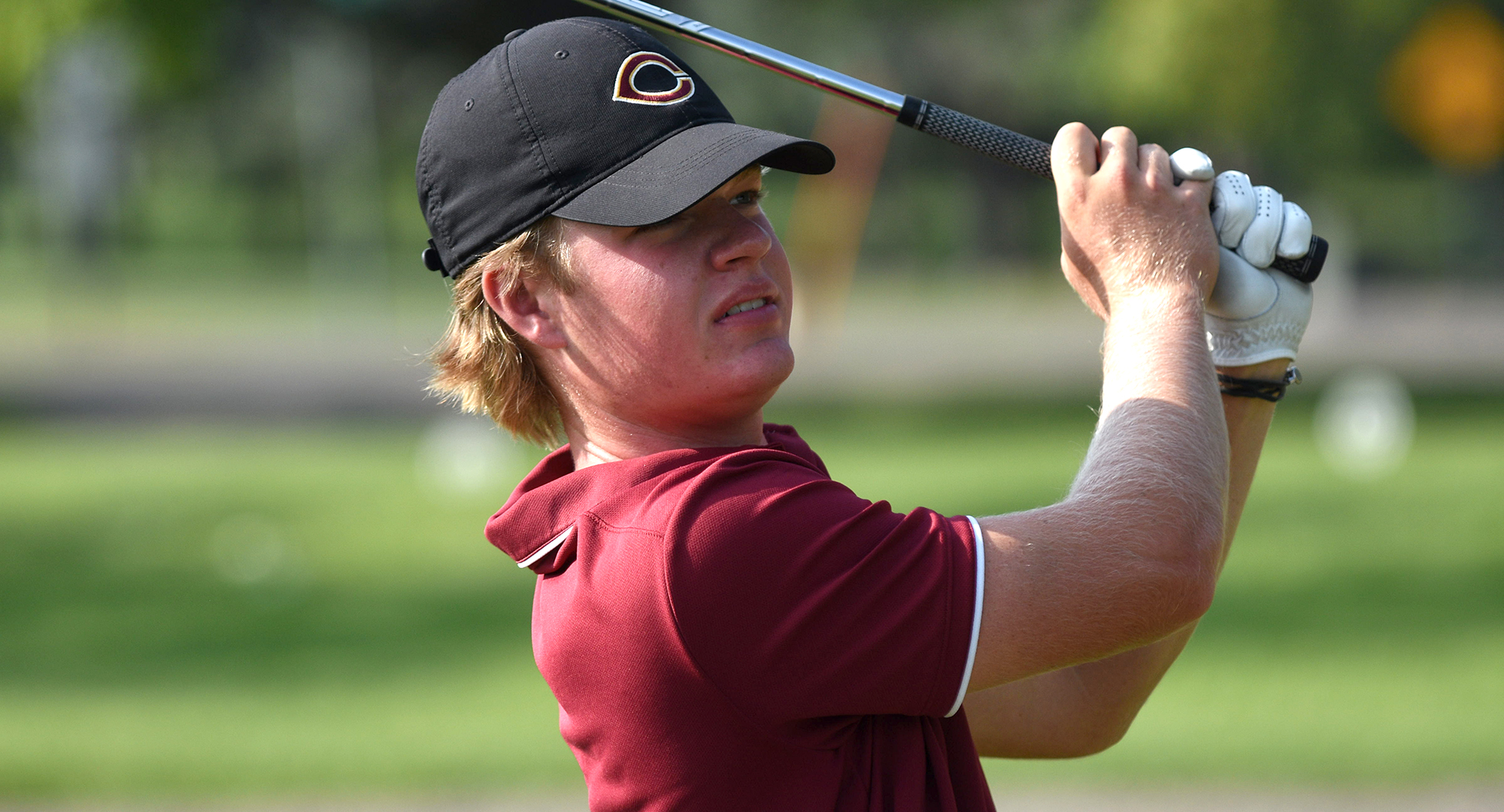 Sophomore Gabe Benson shot a 6-under 66 in the final round of the Augsburg Invite and won the individual championship by five shots.