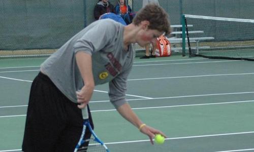 Singles Play Gives Cobbers Win Over Northwestern