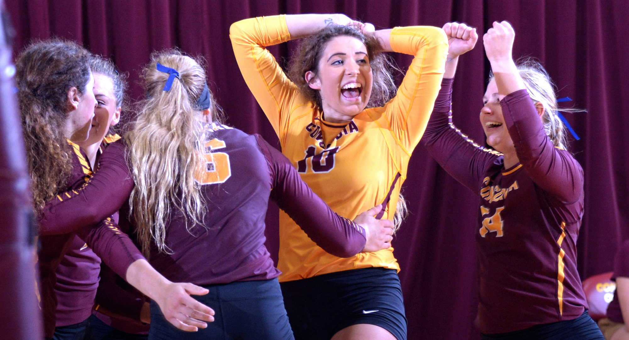 Cobber senior Stephanie Baker (#10) led Concordia in digs in their sweep at Macalester.