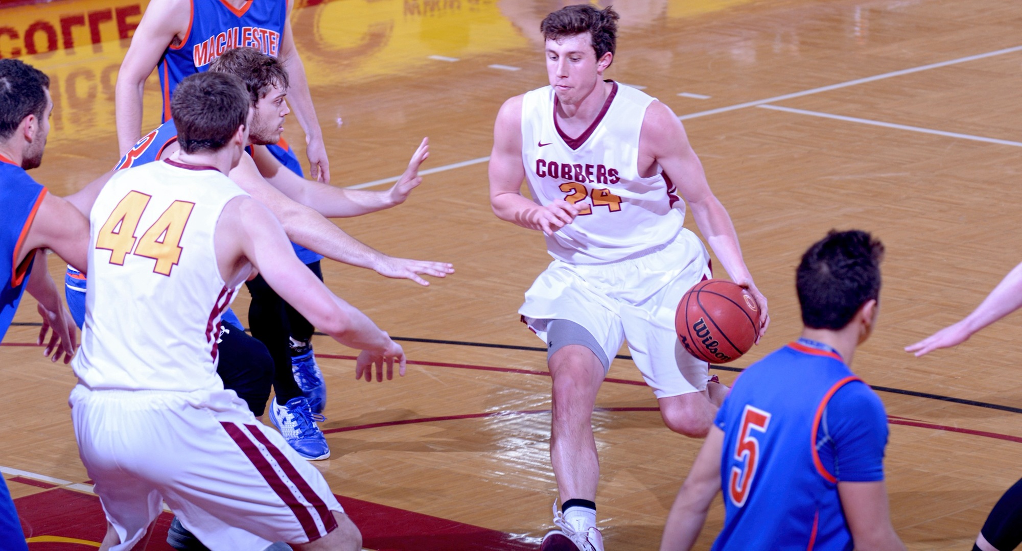 Senior Austin Nelson put up his third 20-point game of the season as he scored 20 points in the Cobbers' 85-72 win at Macalester.