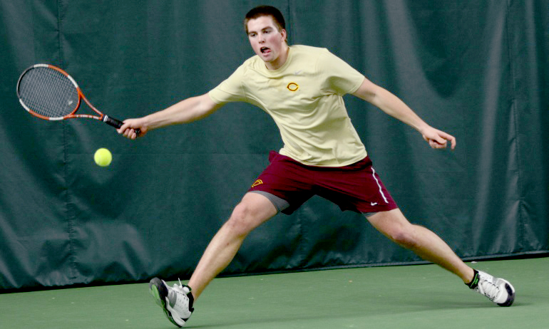 Freshman Isaac Toivonen earned his second win against a former All-MIAC player as he posted a 6-0, 7-5 win vs. UST.
