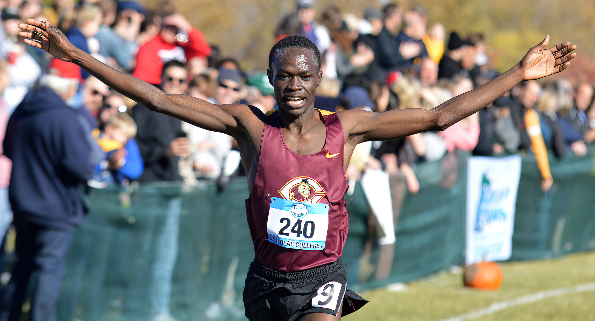 Senior Munir Isahak ran away from the competition at the MIAC Meet and became the first CC athlete to win the individual championship since 1991. (Photo courtesy of BJ Pickard - MIAC Office)
