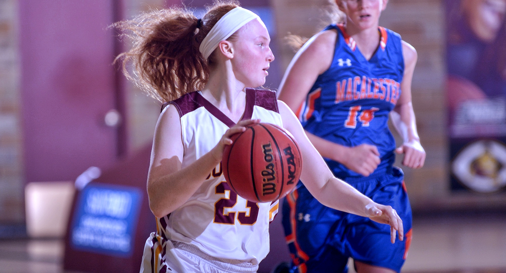 Rachel Hoernemann scored the game-winning layup in the final seconds of the Cobbers' 62-60 win over Macalester.