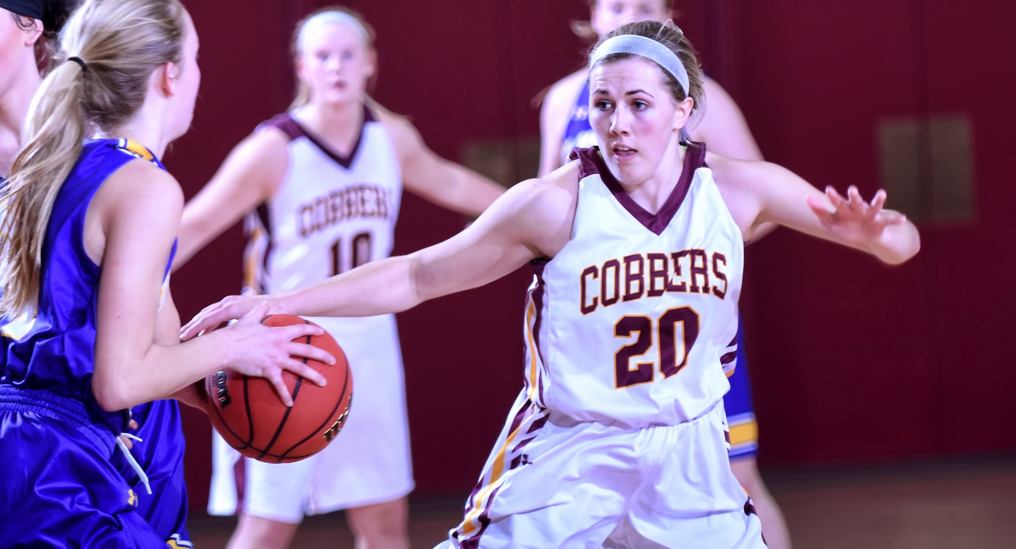 Freshman Emily Beseman had a game-high 21 points and added four rebounds and two assists in the Cobbers' game at St. Thomas.