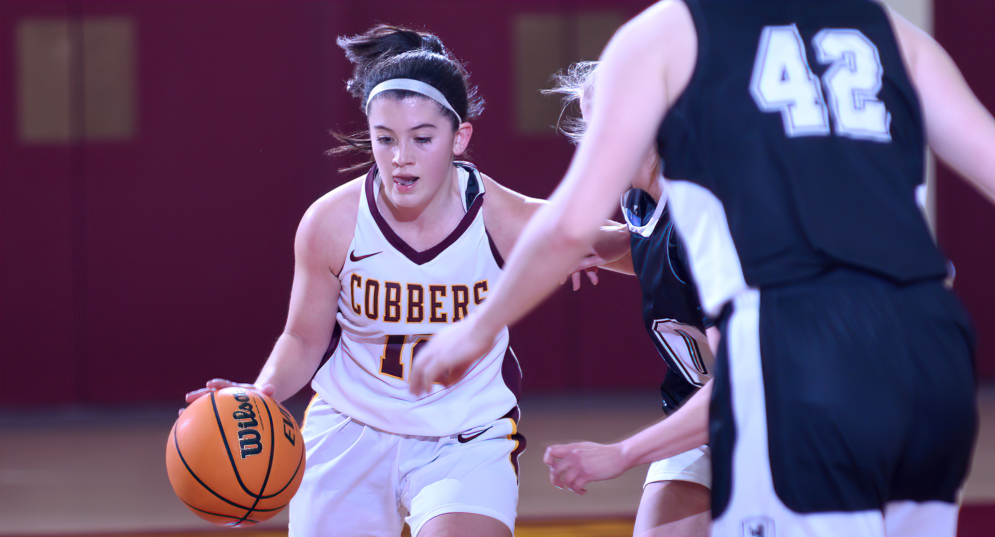 Freshman Taylor Jordan went 2-for-2 from the floor, 1-for-1 from distance and finished with a season-high five points in the CC's game at Augsburg.