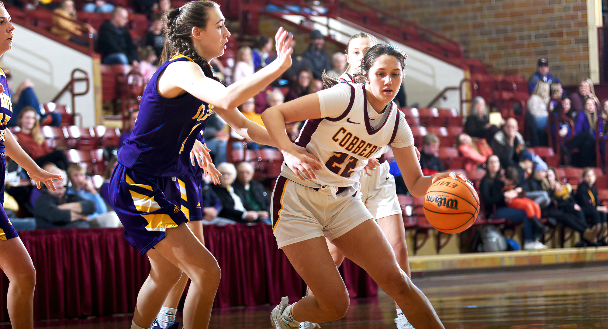 Makayla Anderson scored 11 points and had a team-high four steals and a team-high four assists in the Cobbers' 75-67 win at St. Catherine.