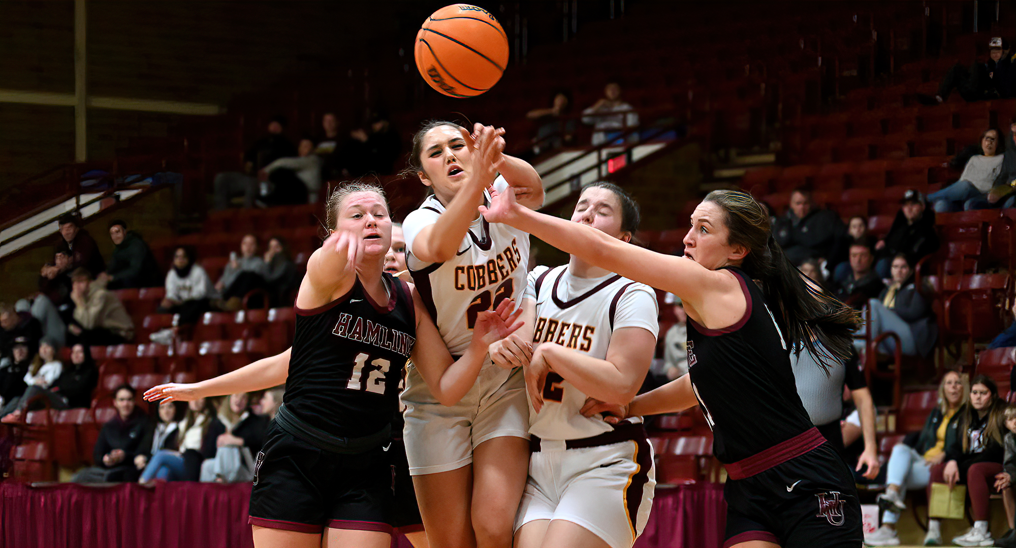 Makayla Anderson (#22) led Concordia with 18 points and four rebounds in their game at Hamline.