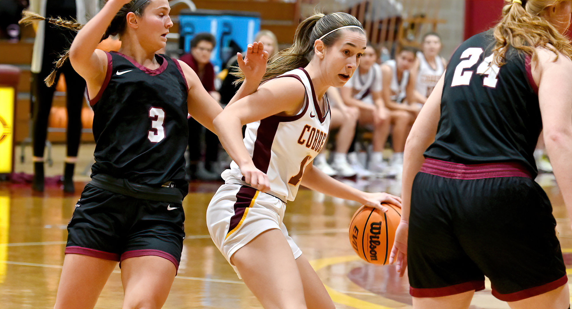 Taylor Safranski posted a season-high 11 points and added four rebounds and four assists in the Cobbers' game at Wis.-River Falls.