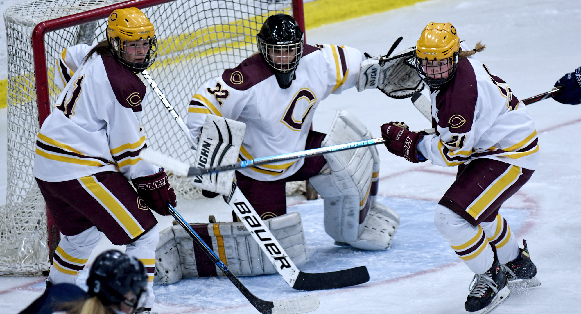 Senior goalie Brittany Boss stopped 25 of the 26 shots she faced and the Cobber defense helped the team beat St. Olaf 2-1 to earn the series sweep.