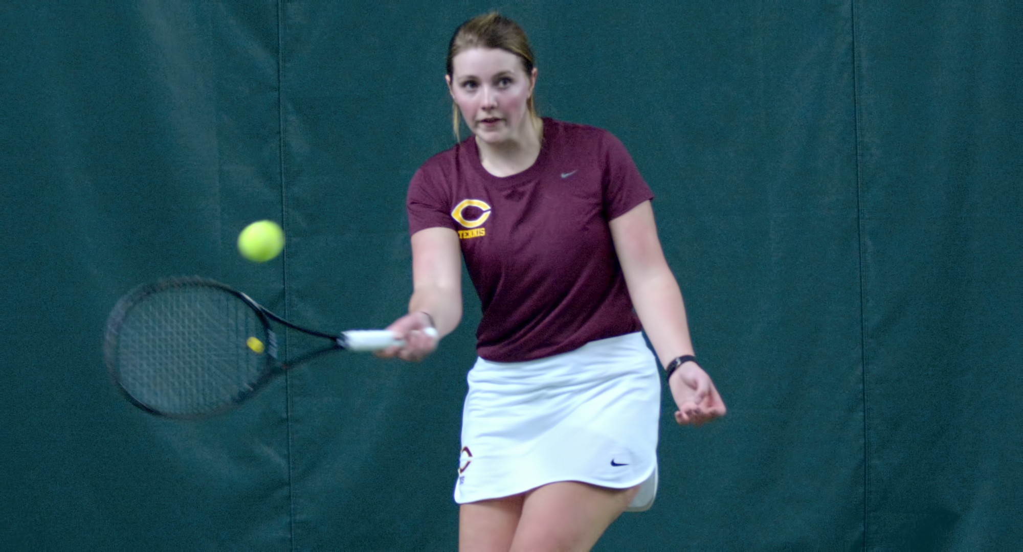 Junior Kendra Stoick was the only Cobber to claim a win in the team's match at Macalaster as she won 2-6, 7-5, 10-7 at No.2 singles.