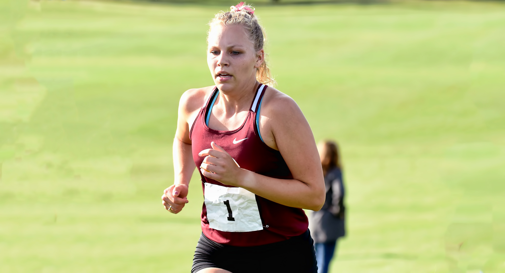 Senior Kara Andersen has her sights set on a Top 5 team finish at the MIAC Meet as well as All-Conference and All-Region honors.