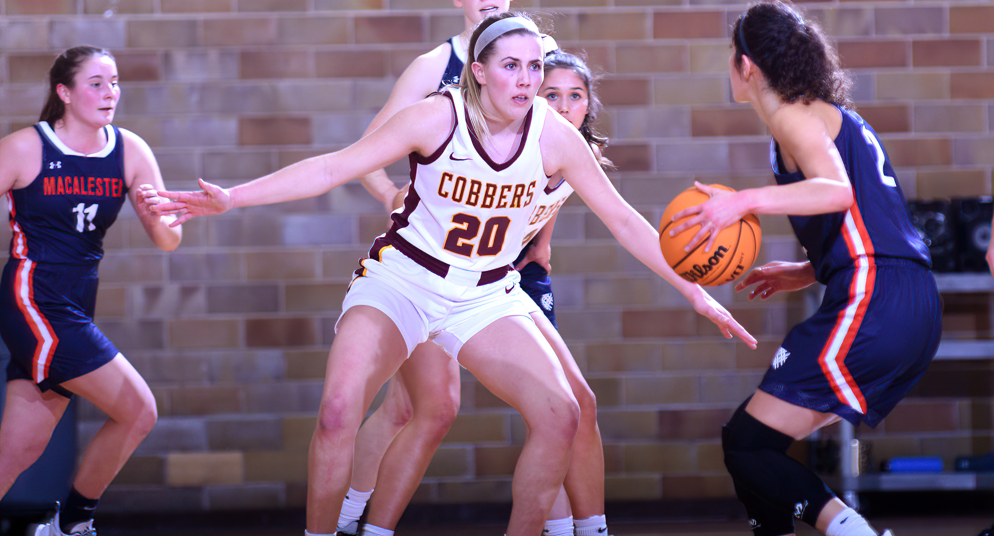 Junior Emily Beseman scored a team-high 14 points to help Concordia outscore Macalester 34-19 in the second en route to a 67-58 road win.